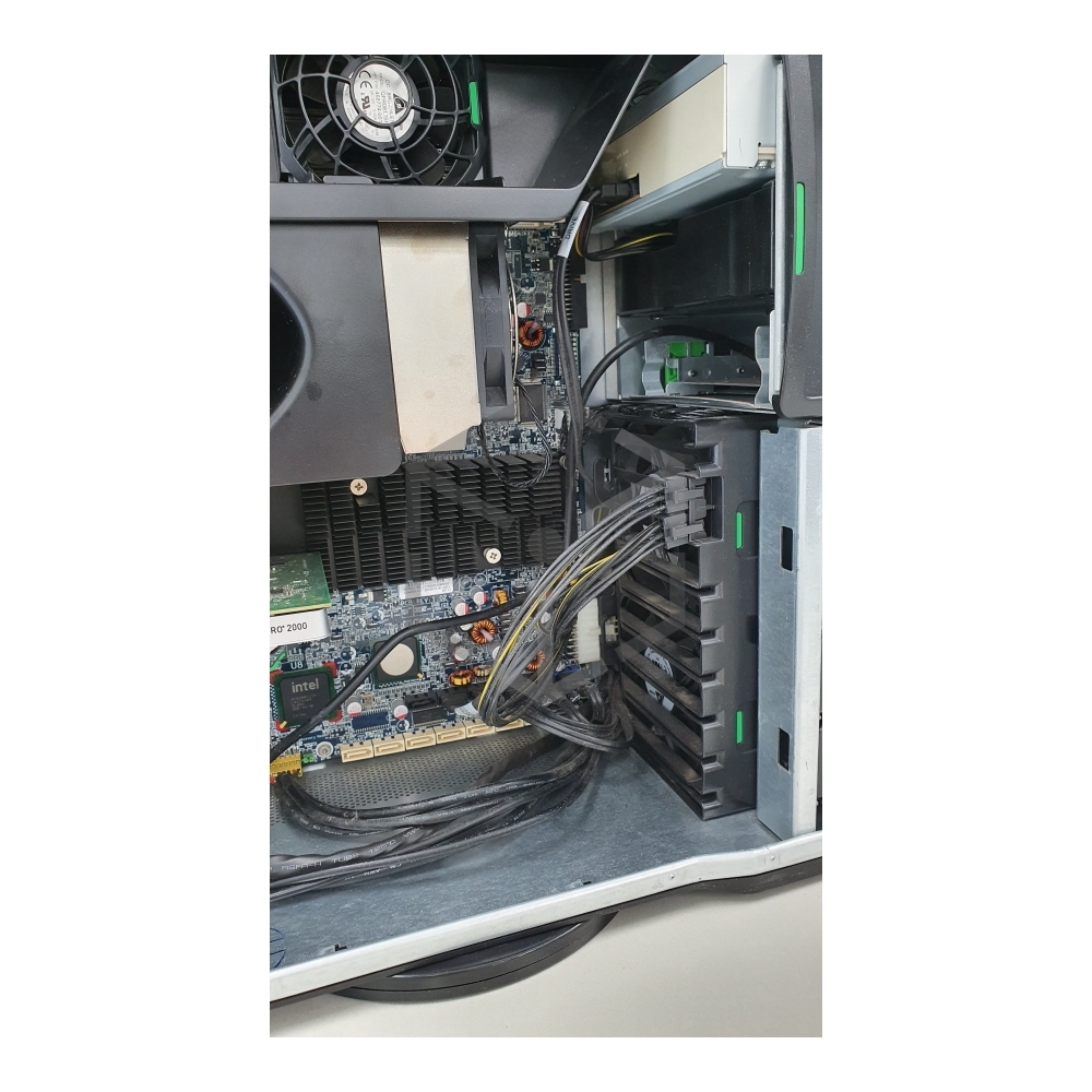 HP Z800