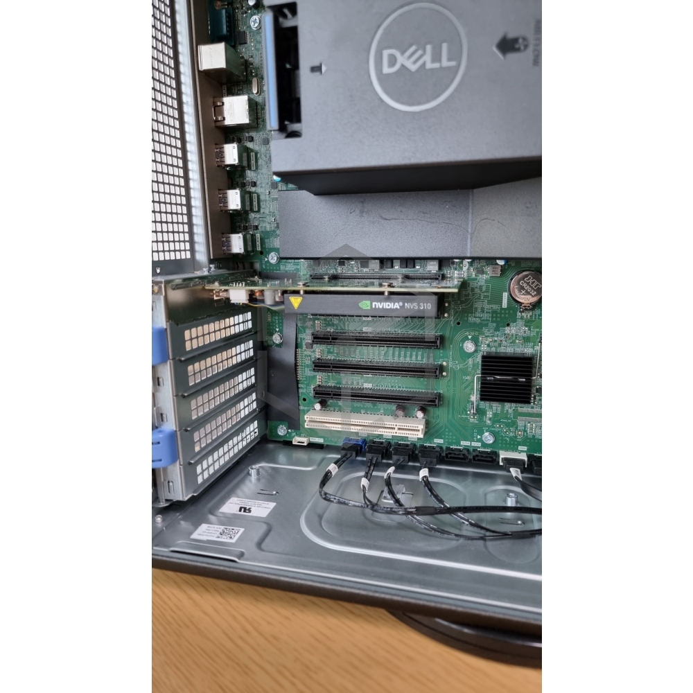 DELL T5820