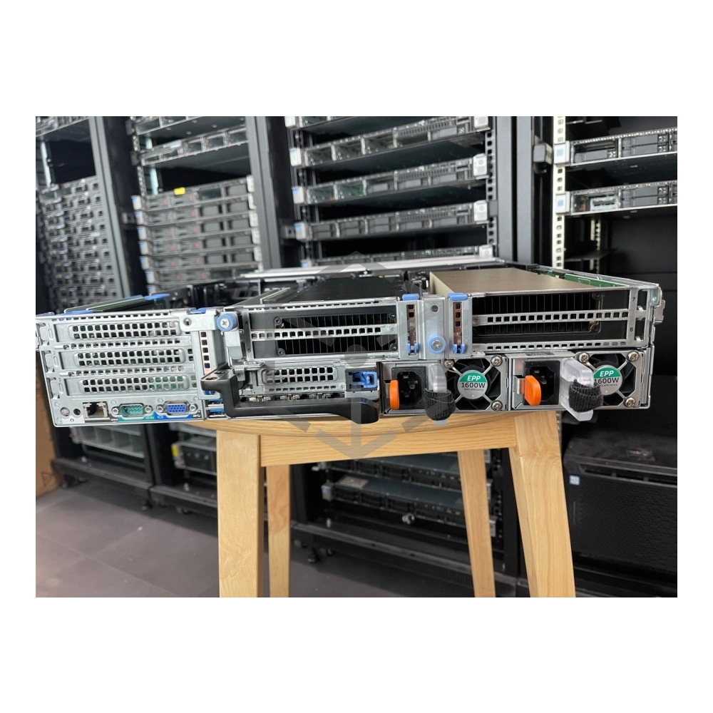 DELL R750xs 8 SFF